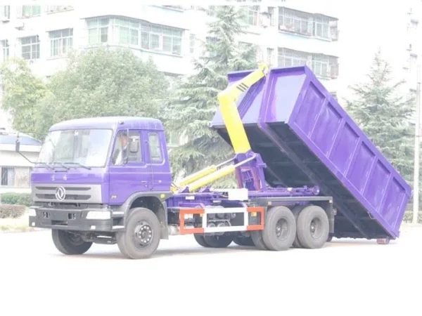 DONGFENG 18 Ton Hook Loader Garbage Truck Working
