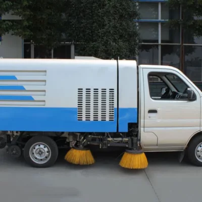 Mini Parking Lot Vacuum Sweeper Truck