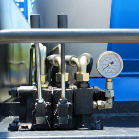 BEIBEN 25 Ton Sewage Vacuum Truck Details Inside