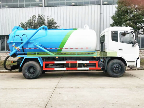 DONGFENG 16 Ton Vacuum Suction Truck Sky Blue Left Side