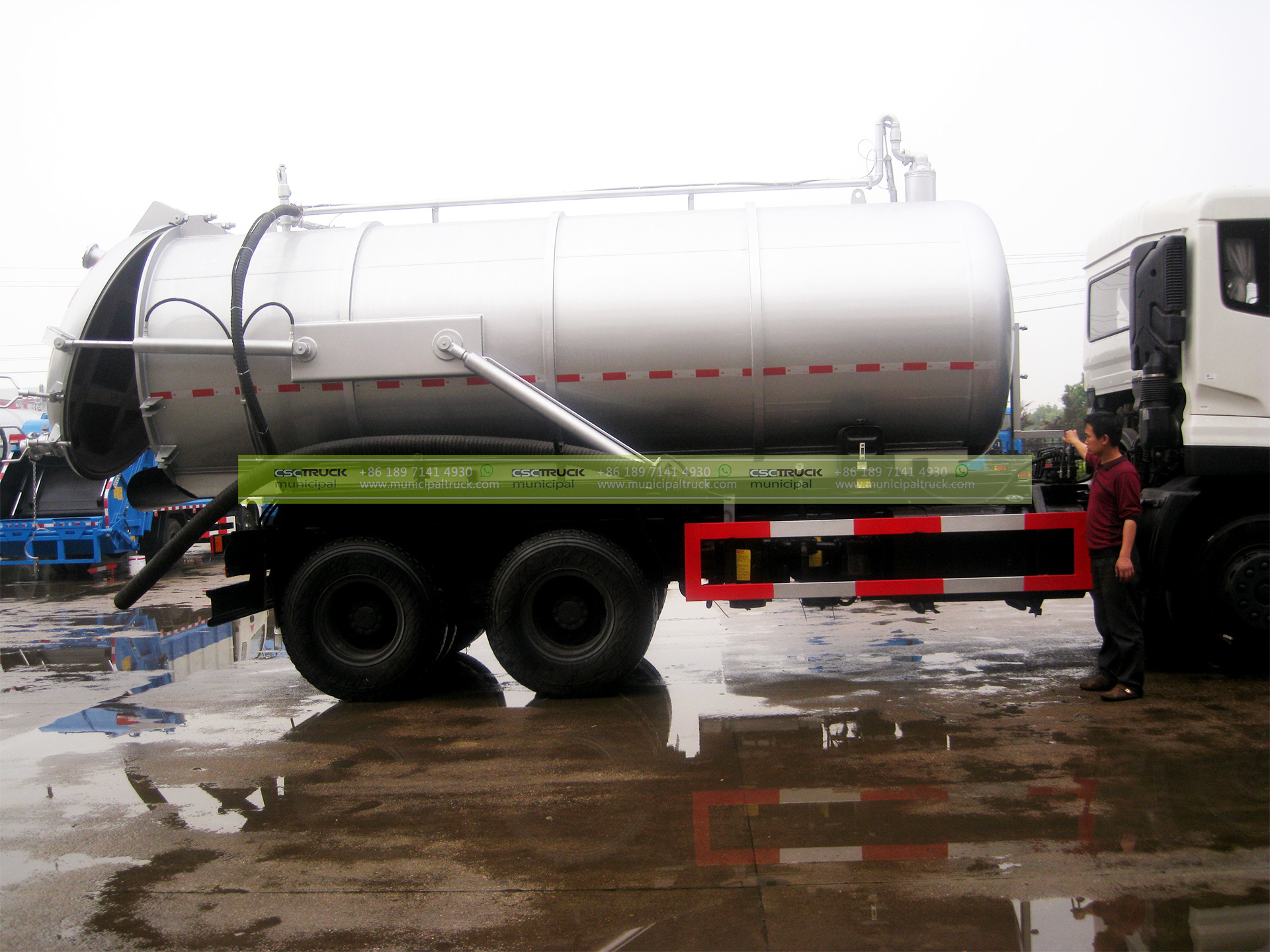 DONGFENG 18000 Liters Sewage Vacuum Truck 3 DONGFENG 18000 Liters Sewage Vacuum Truck Silver Left Body