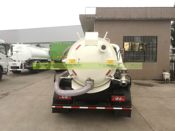 FOTON 8 Ton Small Vacuum Sewer Truck Back