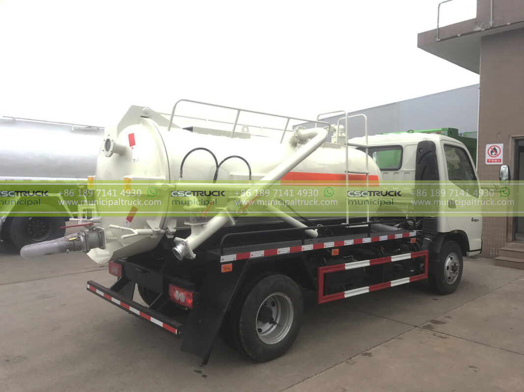 FOTON 8 Ton Small Vacuum Sewer Truck Left Detail
