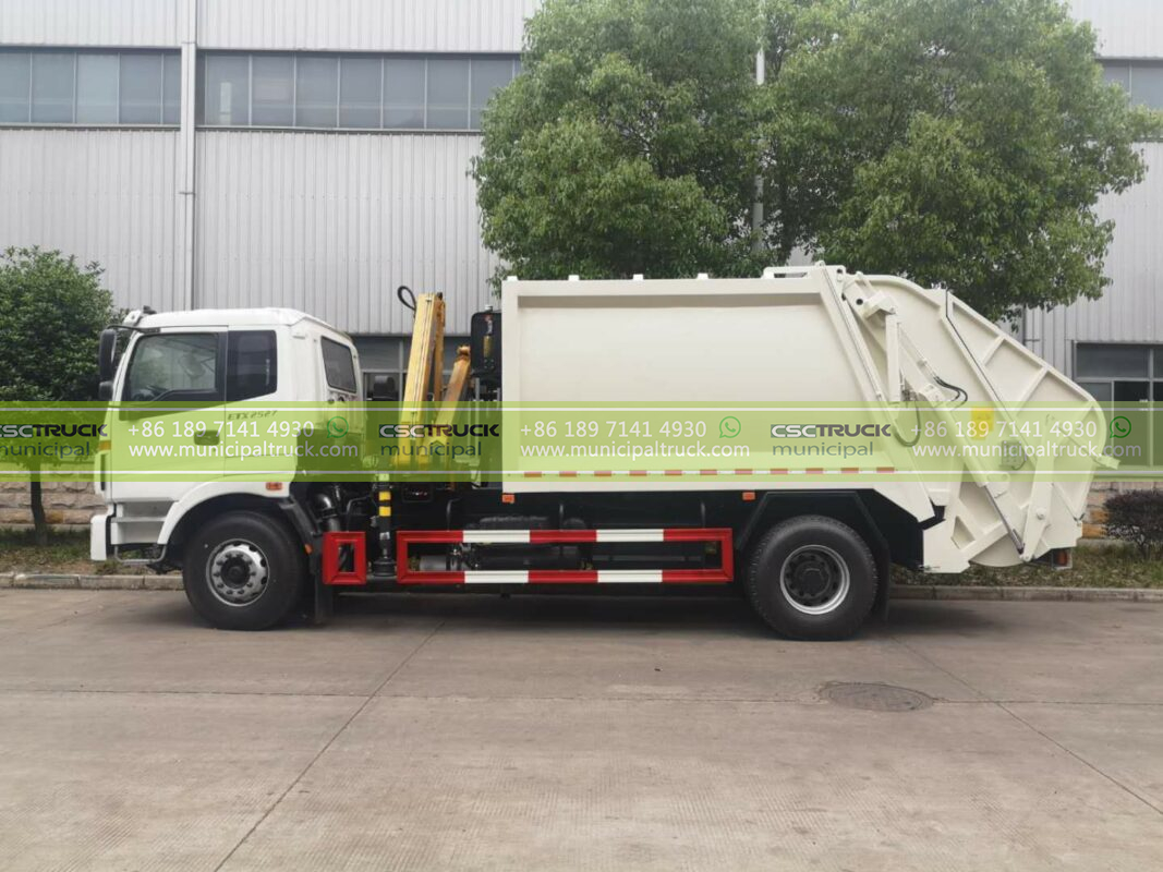 FOTON Rear Loader Refuse Garbage Truck Right Body