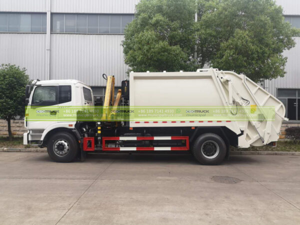 FOTON Rear Loader Refuse Garbage Truck Right Body