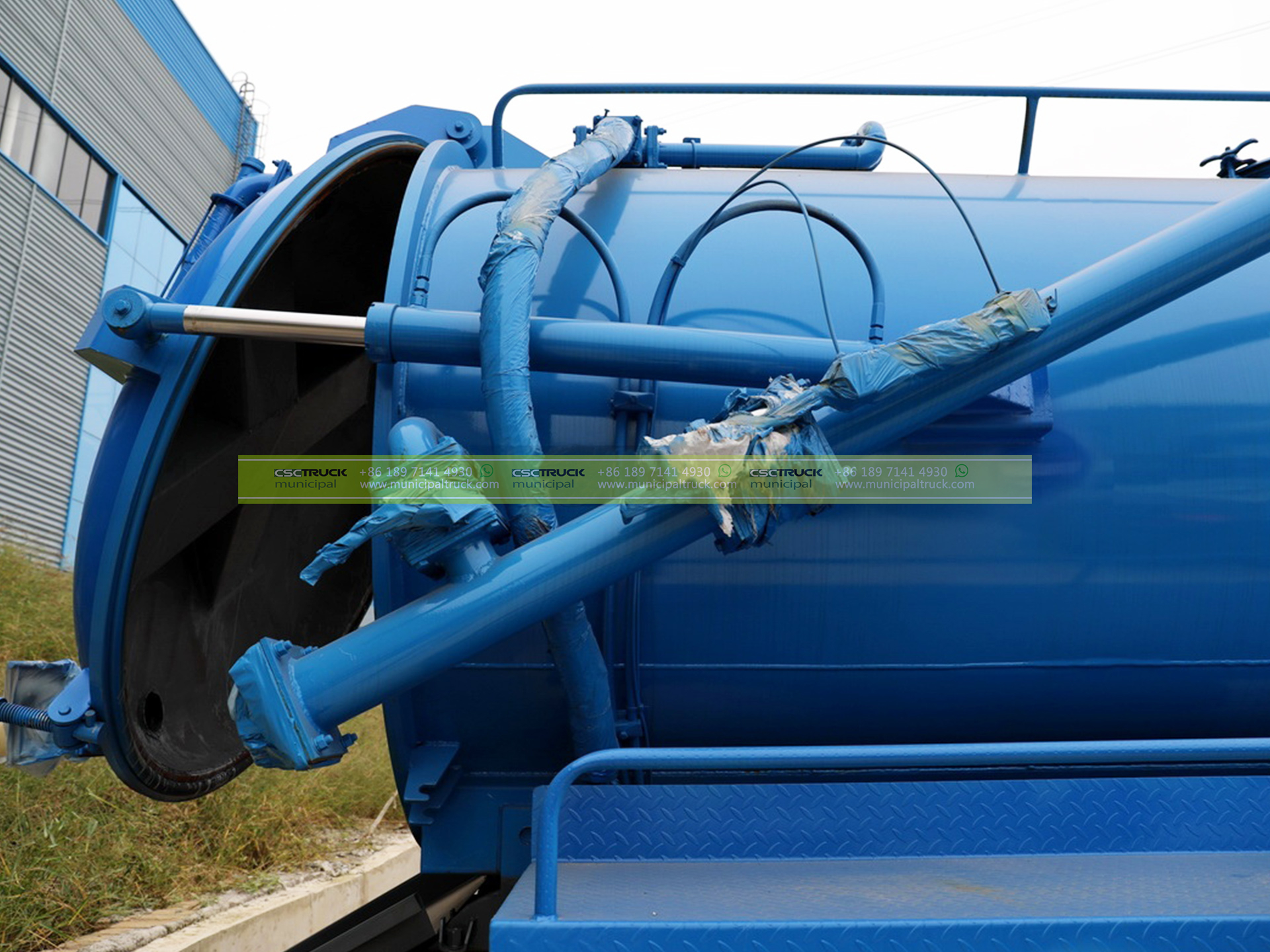 HOWO 16 Ton Sewer Tanker Truck 6 HOWO 16 Ton Sewer Tanker Truck 6