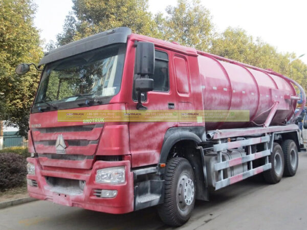 HOWO 16000 Liters Septic Tank Vacuum Truck Red Right