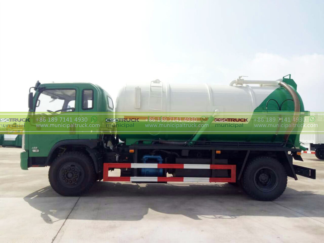 HOWO 8 Ton Sanitary Septic Truck Green Side Detail