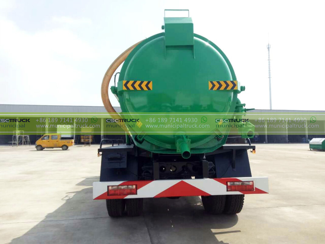 HOWO 8 Ton Sanitary Septic Truck Green Back