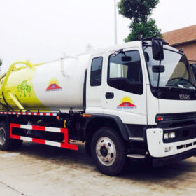 ISUZU 16 Ton Septic Vacuum Truck Front Details