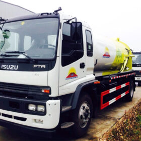 ISUZU 16 Ton Septic Vacuum Truck Yellow Right Side