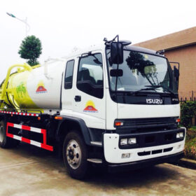 ISUZU 16 Ton Septic Vacuum Truck Front