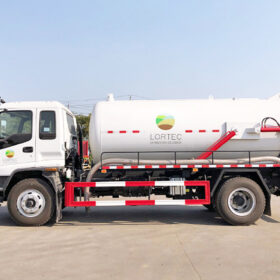 ISUZU 16 Ton Septic Vacuum Truck Side