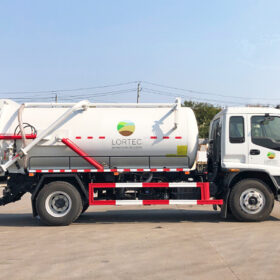 ISUZU 16 Ton Septic Vacuum Truck Side