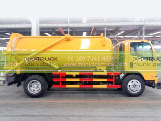 ISUZU 8 Ton Sewage Vacuum Truck Yellow Side