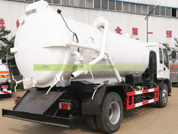 ISUZU 8 Ton Sewage Vacuum Truck Back Details