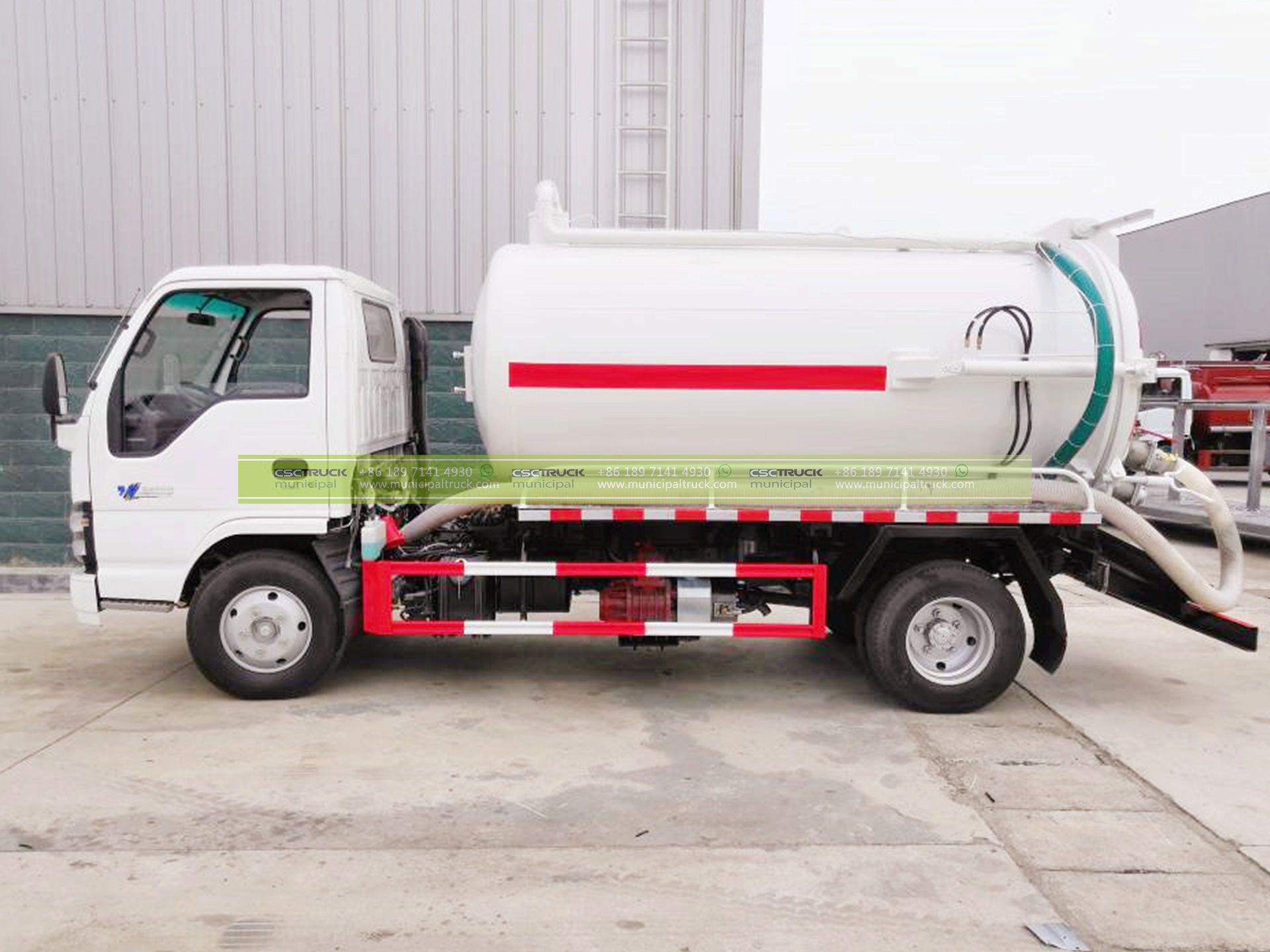 ISUZU 8 Ton Sewage Vacuum Truck 6 ISUZU 8 Ton Sewage Vacuum Truck Side