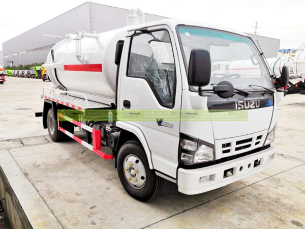 ISUZU 8 Ton Sewage Vacuum Truck Front