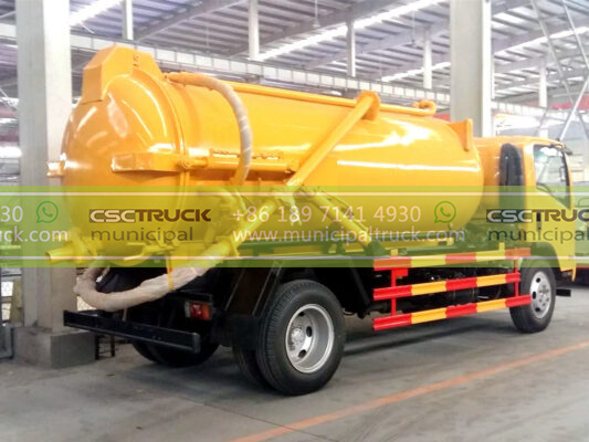 ISUZU 8 Ton Sewage Vacuum Truck Yellow Back