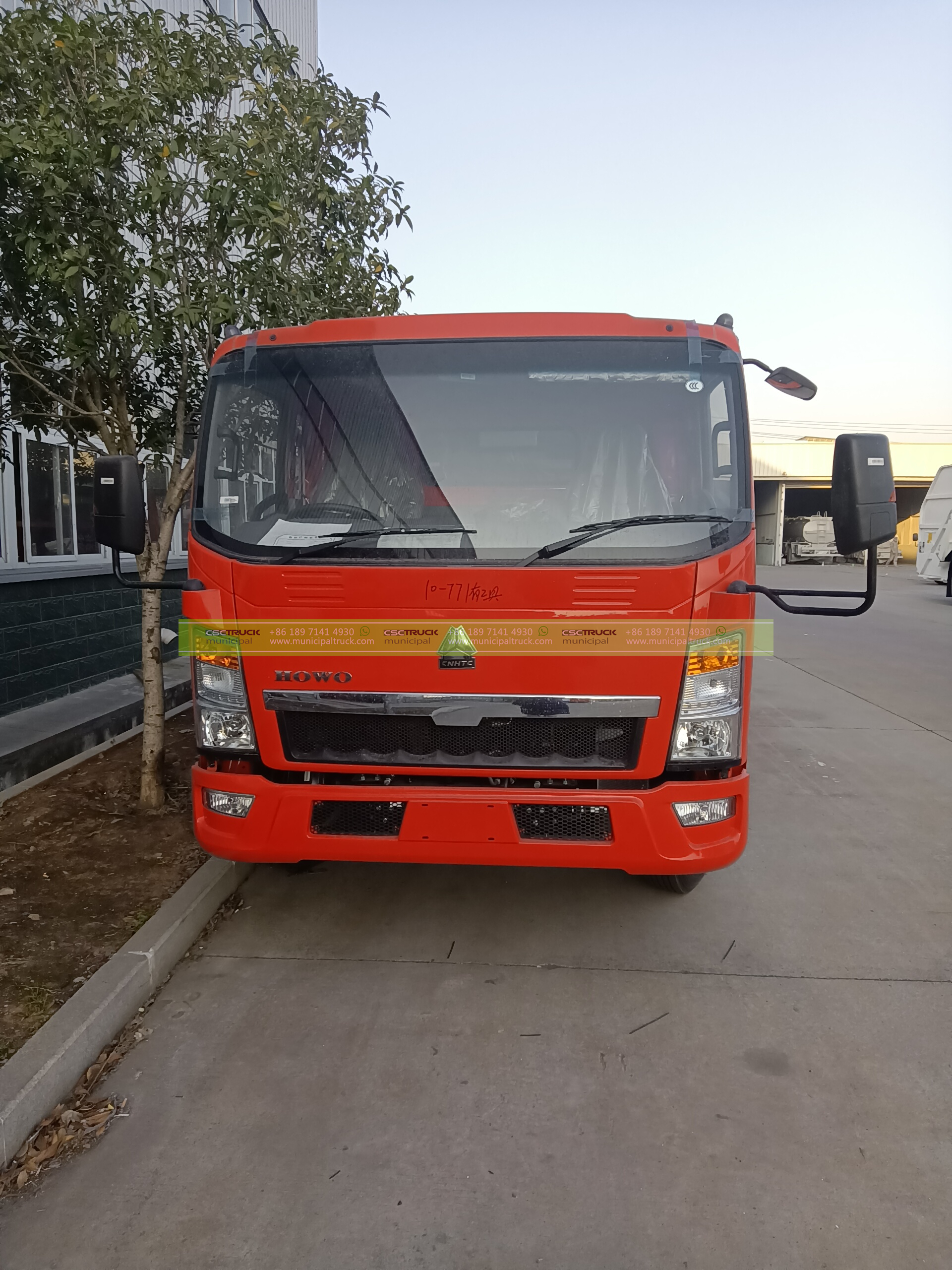 Mini Bin Lifter Garbage Compact Truck Head Mini Bin Lifter Garbage Compact Truck Head