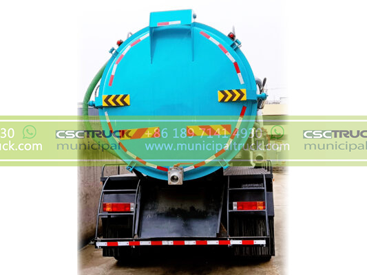 SHACMAN 15000 Liters Vacuum Tank Truck Back