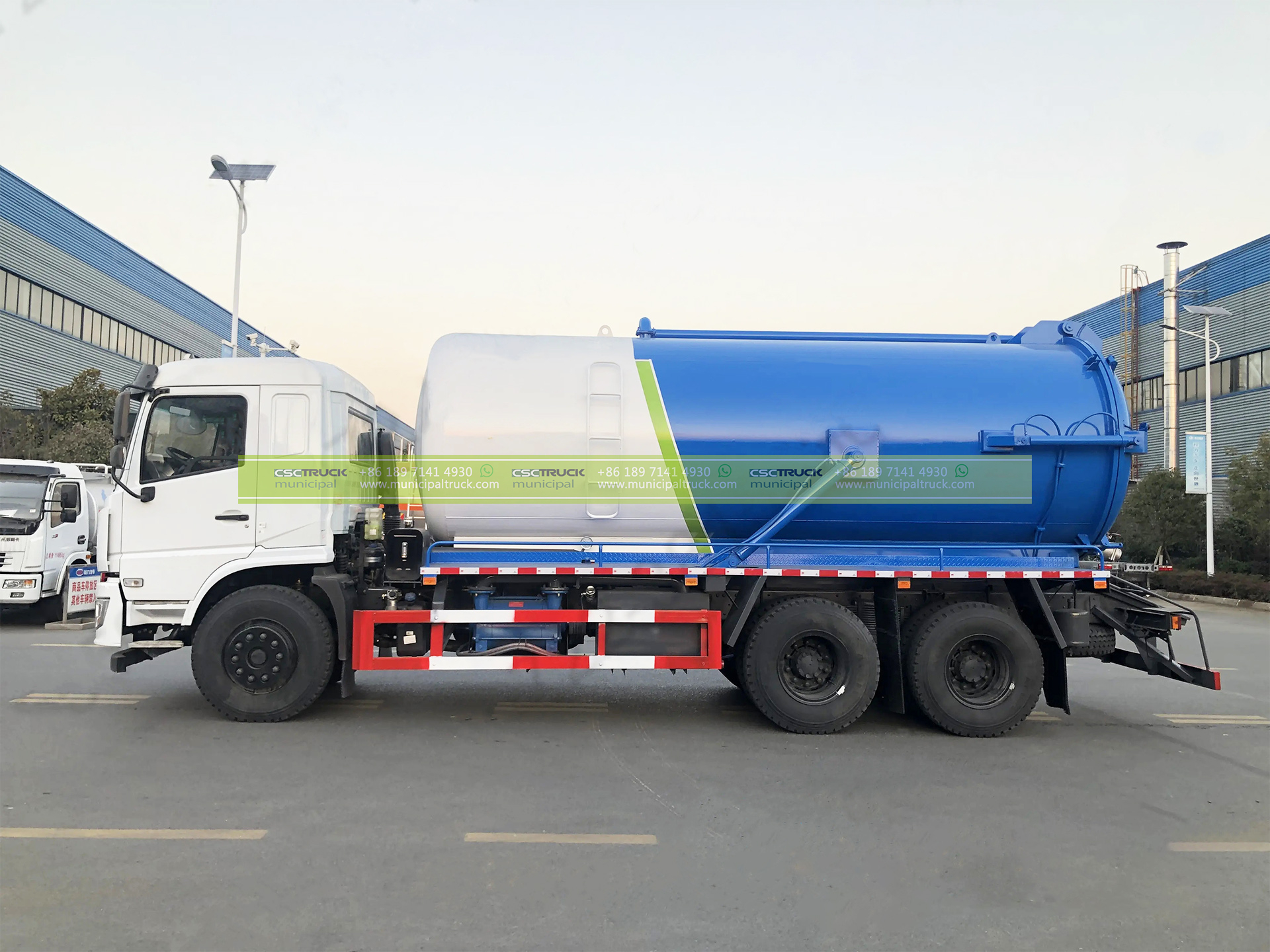 SHACMAN 18000 Liters Septic Suction Truck 2 SHACMAN 18000 Liters Septic Suction Truck Blue Right