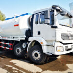 How to Maintain and Replace Sewage Truck Pumps SHACMAN 25 Ton Sewer Suction Truck 5