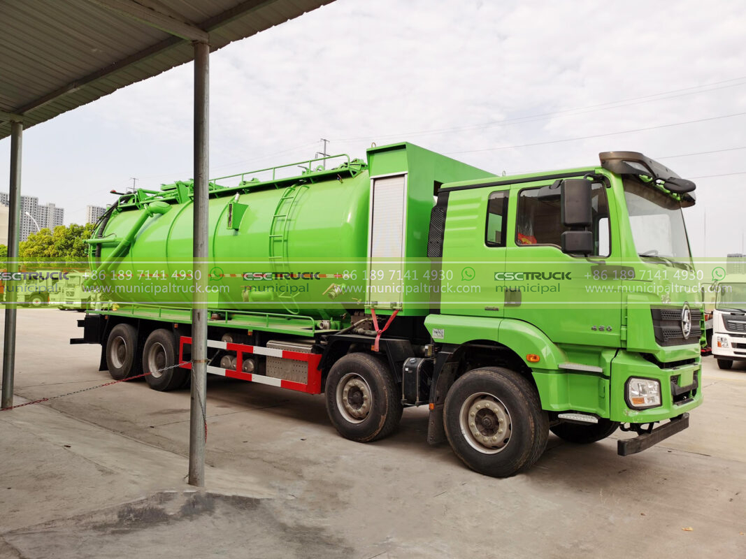 SHACMAN 25 Ton Sewer Suction Truck Green Left Side
