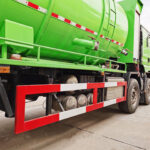 Combo Sewer Jetter Truck: Dual-Function Efficiency? SHACMAN 25 Ton Sewer Suction Truck Green Side Details