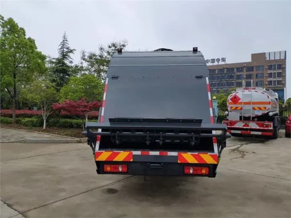 FOTON Big Rear Loader Rubbish Truck Back Loader
