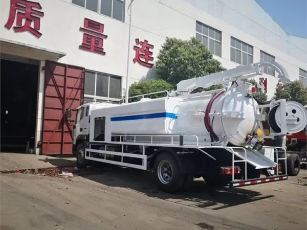 Foton Sewer Jetter Truck Right Back Body