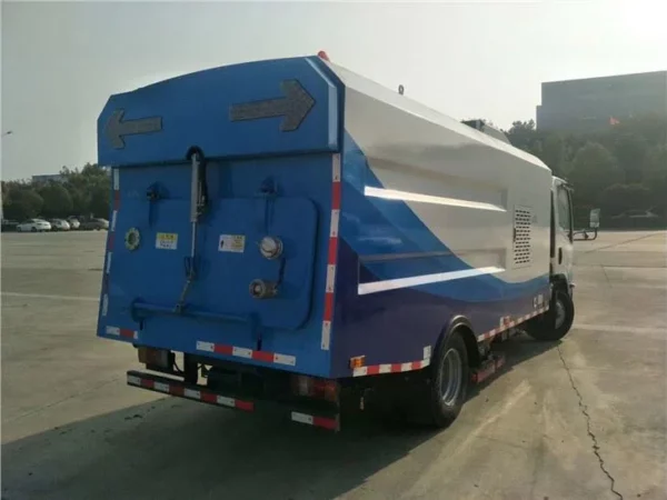 ISUZU Road Sweeping Truck Blue Back