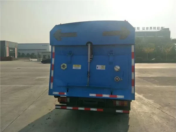 ISUZU Road Sweeping Truck Blue Very Back