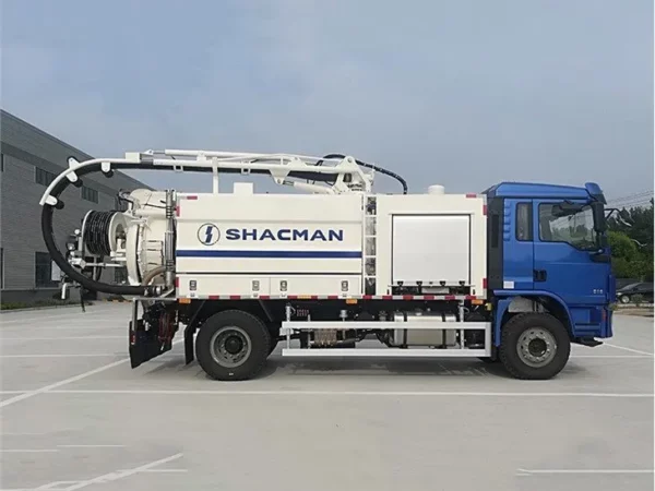 Sewer Suction Truck 10cbm Tank White Body