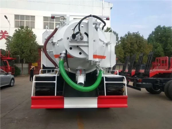 Shacman Sewer Jetting Truck Back