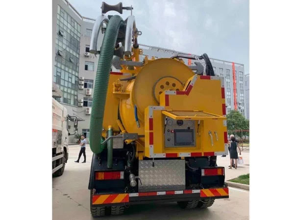 Vcuum Sewer Cleaner with Juro Pump Back Style