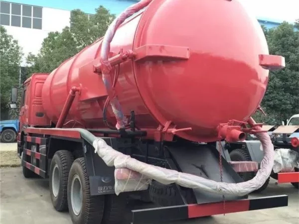 Wet Dry Vacuum Truck Back