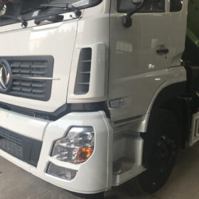 DONGFENG 18000 Liters Sewage Vacuum Truck White Head