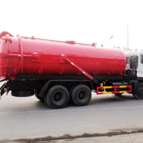 DONGFENG 25 Ton Sewer Vacuum Truck Red