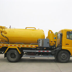 Dongfeng Vacuum Sewer Trucks to Qatar