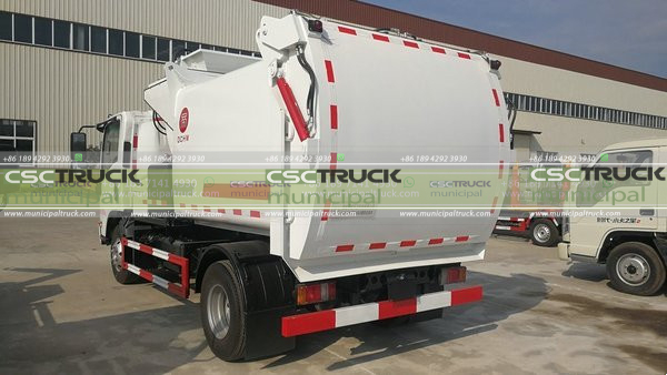 ISUZU Food Waste Truck Functional Part Back Details