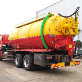 ISUZU GIGA 25 Ton Vacuum Truck Yellow Right Back