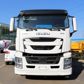 ISUZU GIGA 25 Ton Vacuum Truck Head White