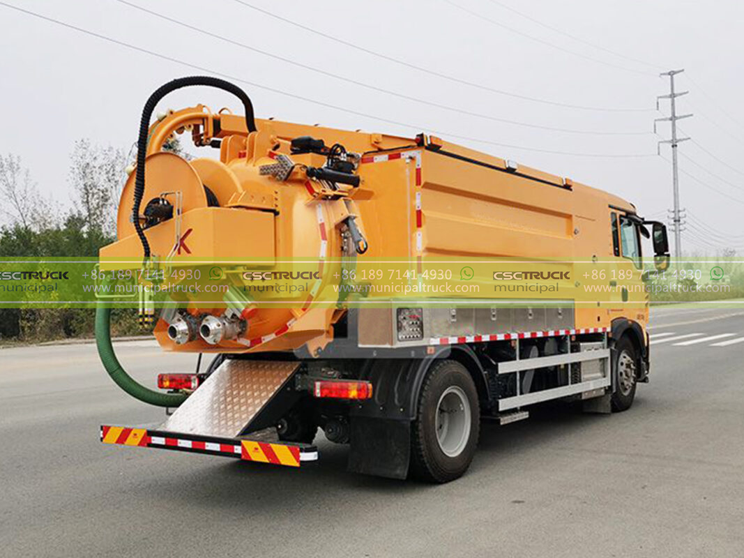 Sewer Jetter and Cleaner Combination Back Details