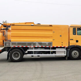 Sewer Jetter and Cleaner Combination Truck Body Details