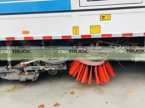 DONGFENG Tianjin KR Sewer Sweeper Truck cleaning plate