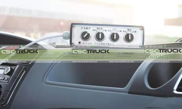 Side Loader Garbage Truck Selected