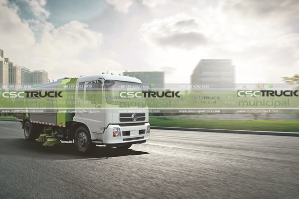 Upgraded DONGFENG Road Sweeper Truck