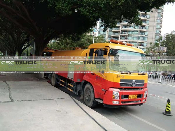 DONGFENG Sewage Suction Truck