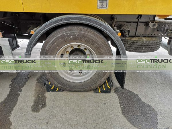 DONGFENG Tianjin High Pressure Cleaner & Sweeper Truck Brake System